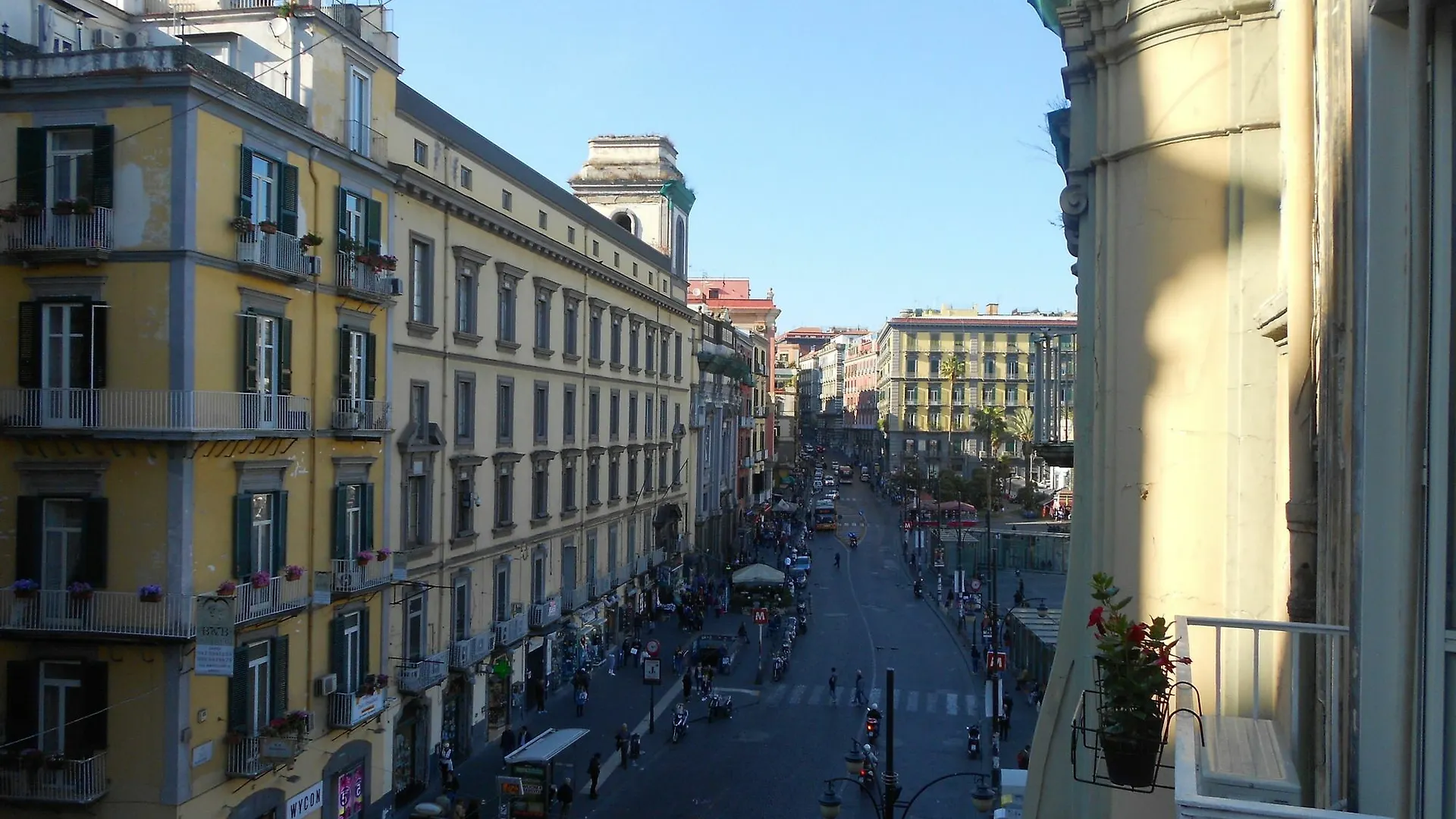 **  Signorisinasce Hotel Naples Italy