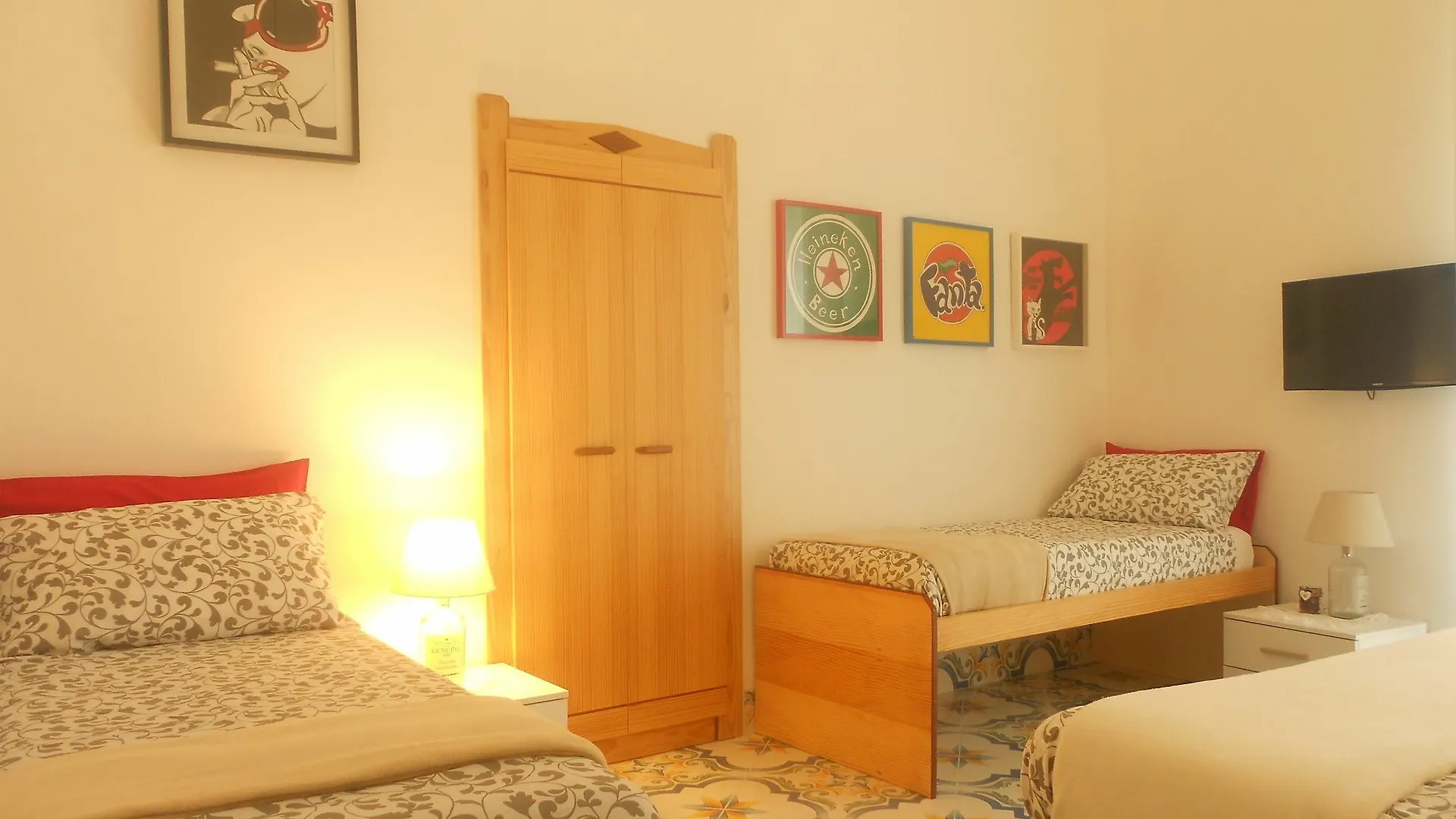 Signorisinasce Hotel Naples 2*,